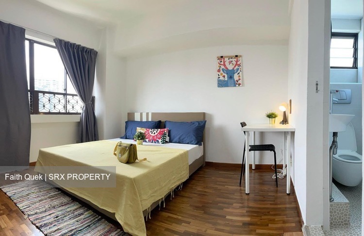Lucky Plaza (D9), Apartment #579951881